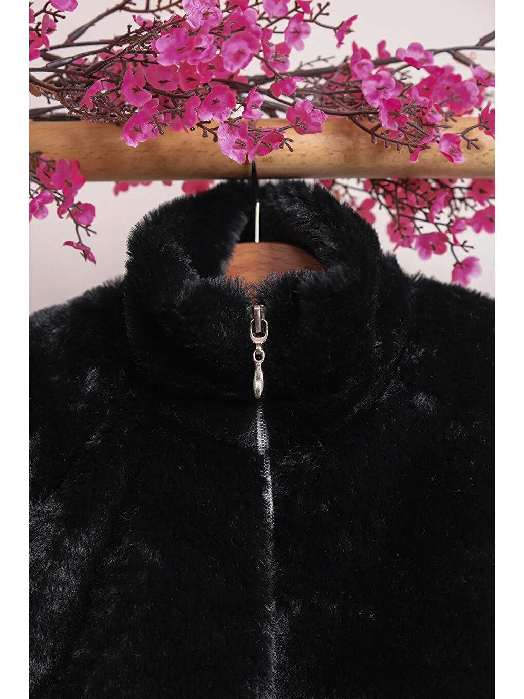 Siyah Kız Çocuk Fermuarlı Pelüş Yelek YLK.2533-3