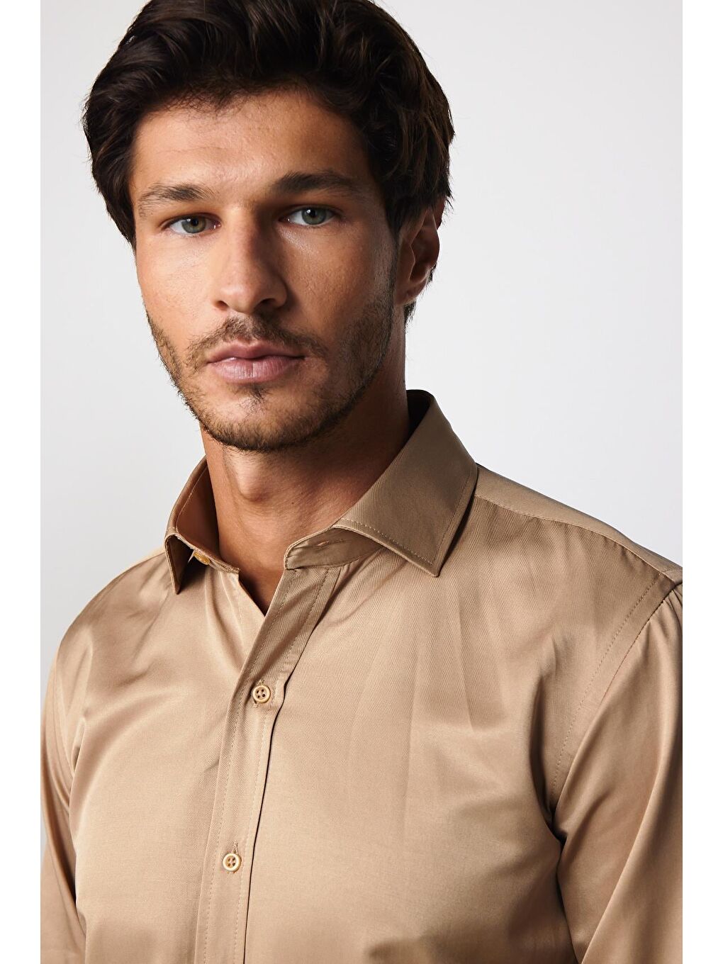 Ekru Erkek Modern Slim Fit Düz Saten Pamuklu Krem Gömlek-1