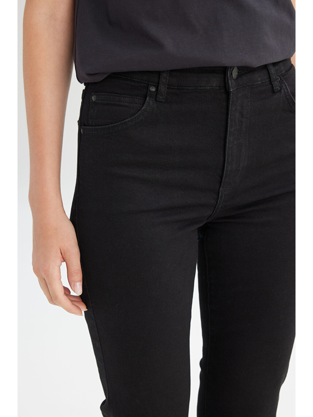 Flare Fit Normal Bel Geniş Paça Siyah Esnek Jean Denim Pantolon-3