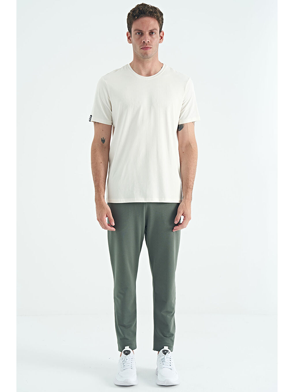 Yeşil Çağla Logo Nakış Detaylı Yan Cepli Standart Kalıp Erkek Eşofman Alt - 84967-1