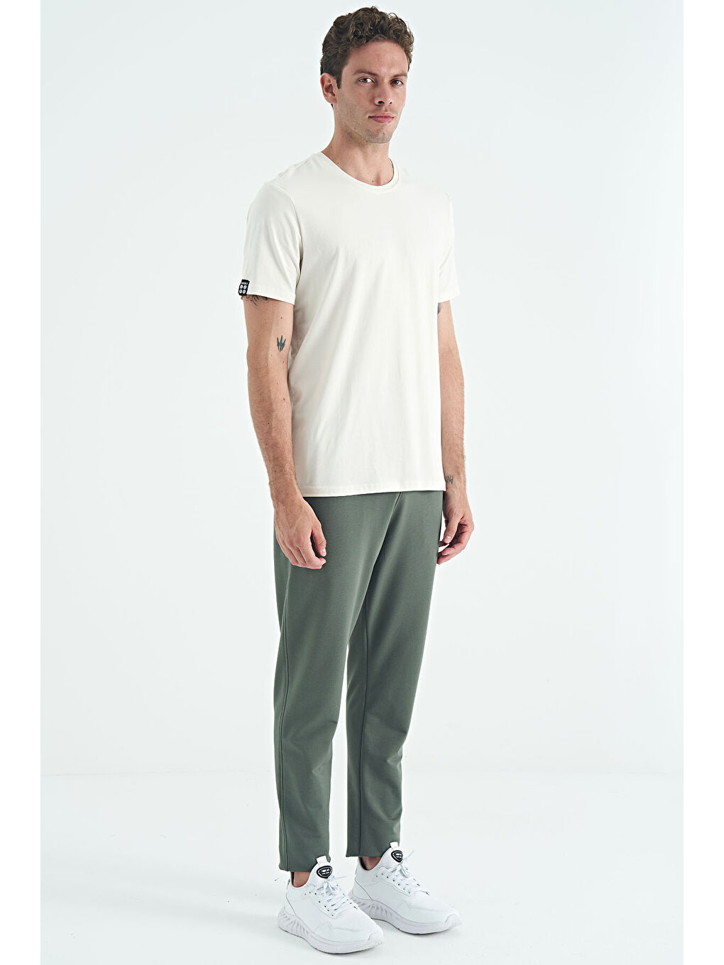 Yeşil Çağla Logo Nakış Detaylı Yan Cepli Standart Kalıp Erkek Eşofman Alt - 84967-3