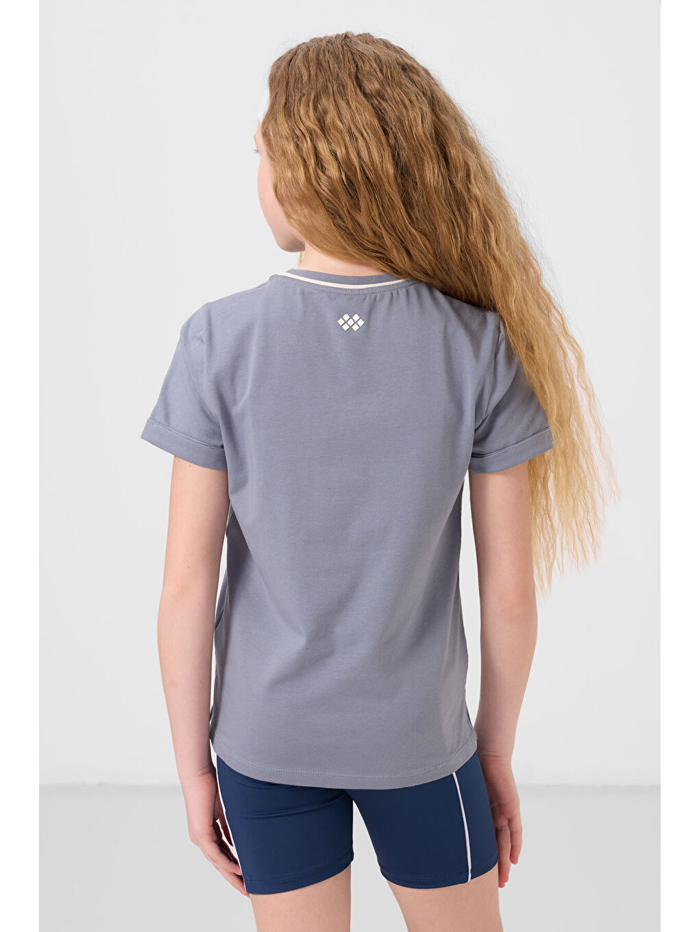 Koyu Mavi Pamuklu O Yaka Standart Fit Basic Kız Çocuk T-Shirt - 75177-4