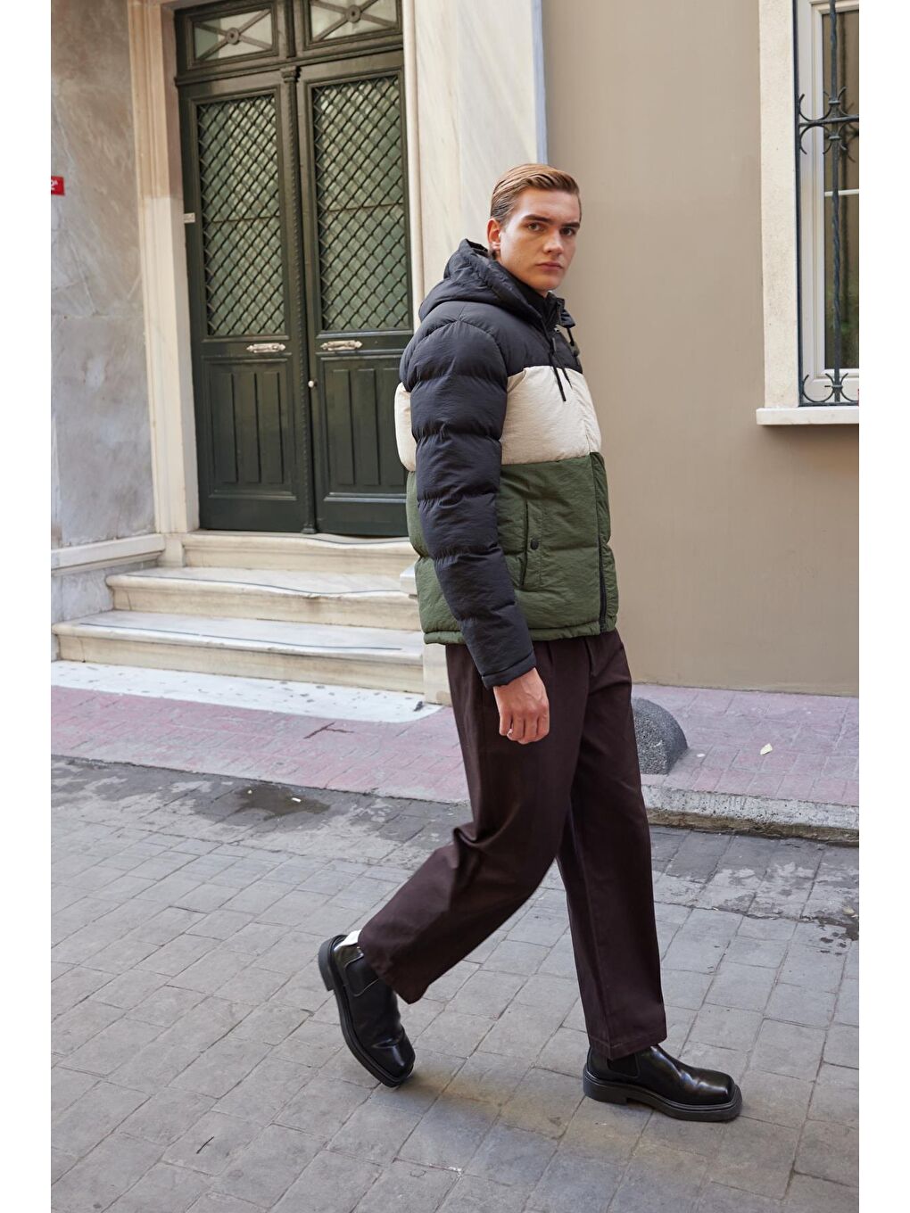 Erkek Renkli Şişme Mont Siyah-3