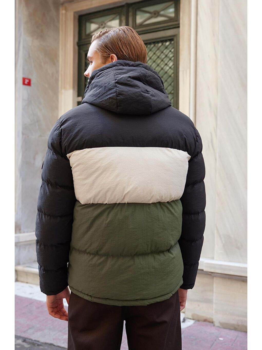 Erkek Renkli Şişme Mont Siyah-5