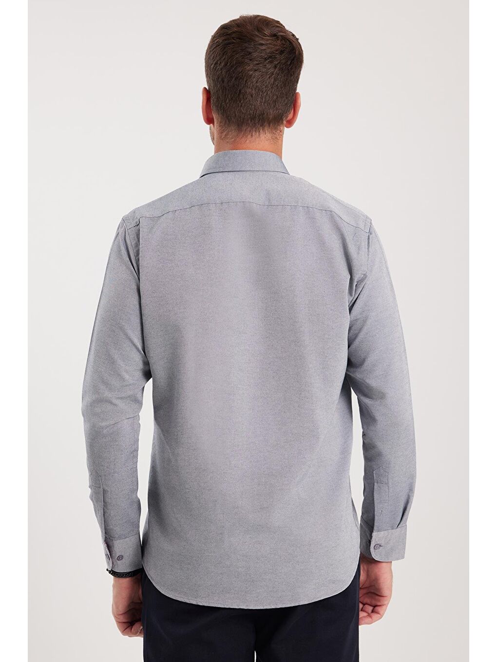Erkek Regular Fit Klasik Kesim Pamuklu Oxford Doku Tek Cepli Gri Düğmeli Yaka Gömlek-6