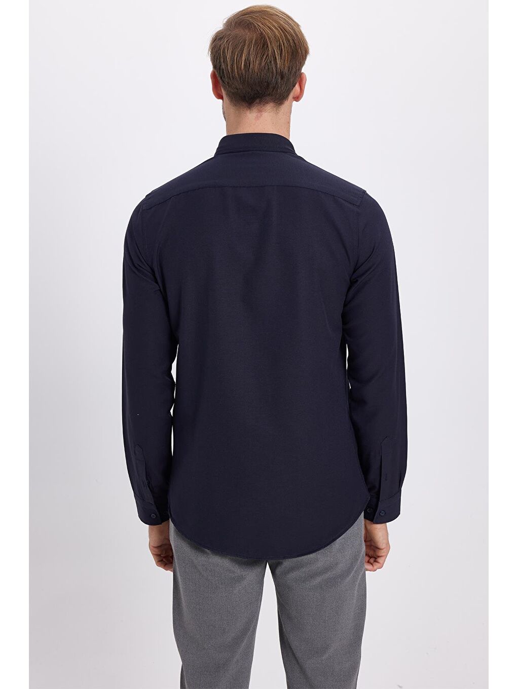 Erkek Slim Fit Dar Kesim Uzun Kollu Pamuklu Oxford Doku Kolay Ütü Lacivert Düğmeli Yaka Gömlek-6