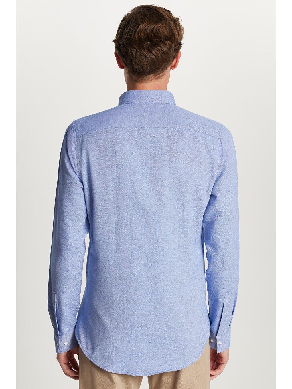 Erkek Slim Fit Dar Kesim Uzun Kollu Pamuklu Oxford Doku Kolay Ütü Mavi Düğmeli Yaka Gömlek-4