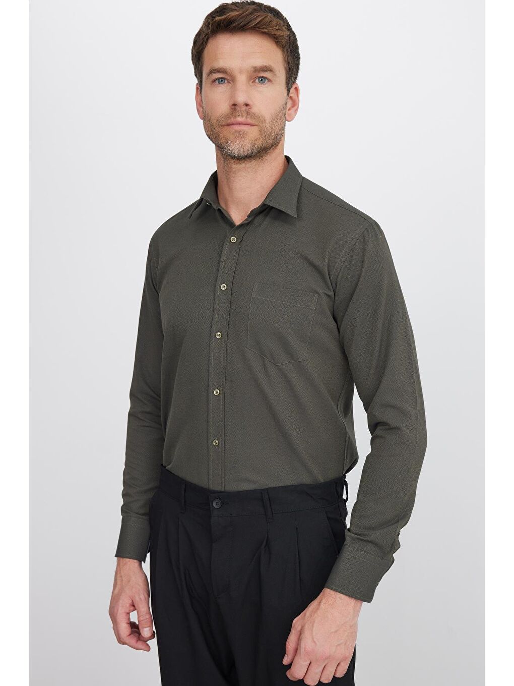 Erkek Regular Fit Klasik Kesim Pamuklu Tek Cepli Armürlü Haki Gömlek-3