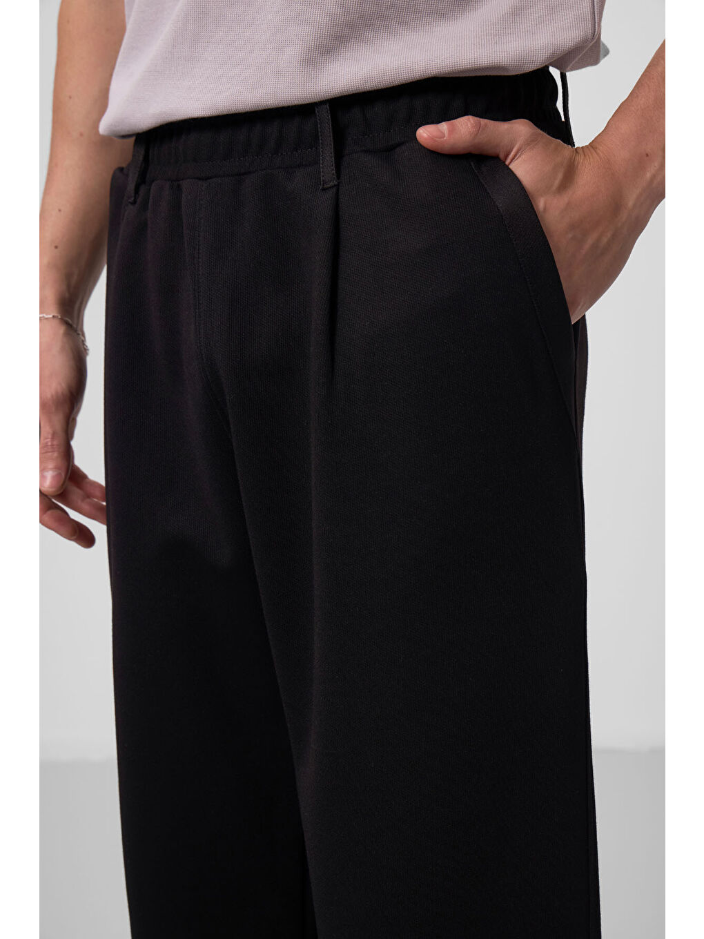 Siyah Yüzeyi Dokulu Rahat Form Palazzo  Erkek Pantolon - 82163-2