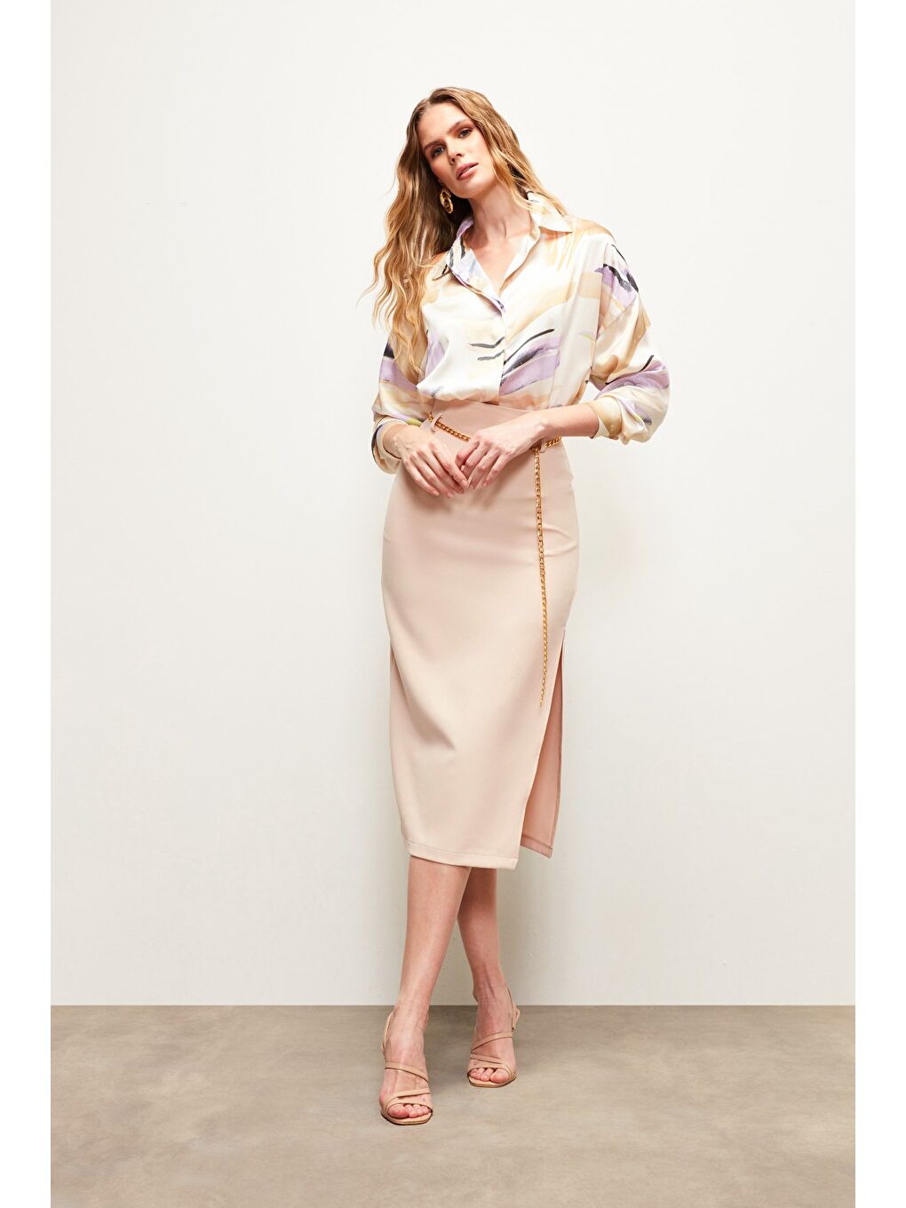 Bej Zincir Kemerli Kalem Etek - Vizon-1