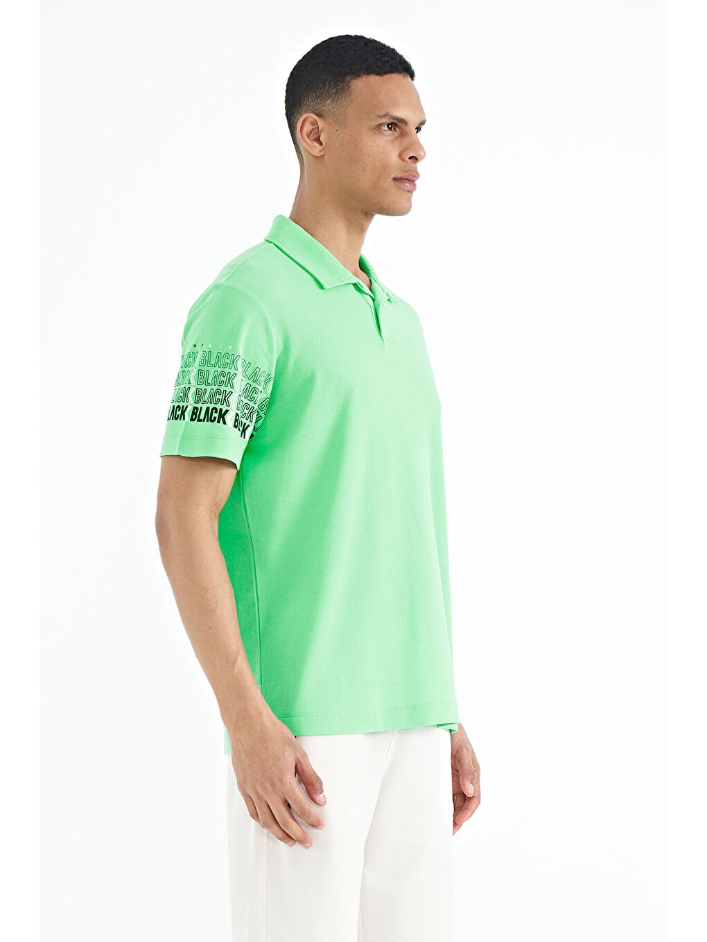Turkuaz Su Yeşili Kol Baskı Detaylı Polo Yaka Standart Form Erkek %100 Pamuk Tişört - 88240-3