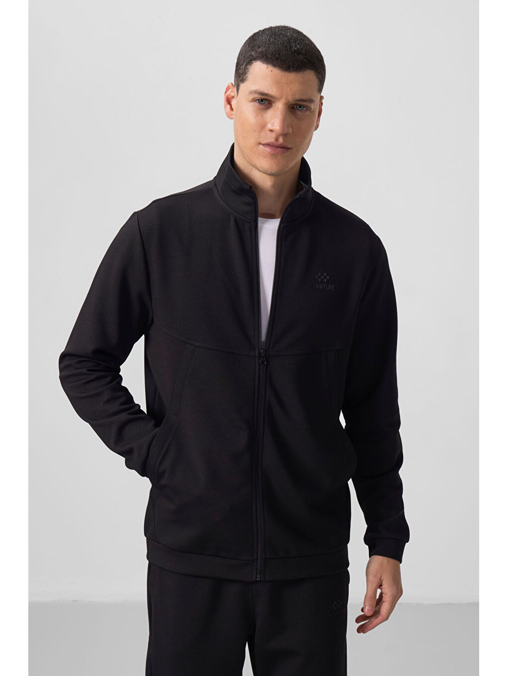 Siyah Yüzeyi Dokulu Rahat Form Erkek Eşofman Takım - 85273-1