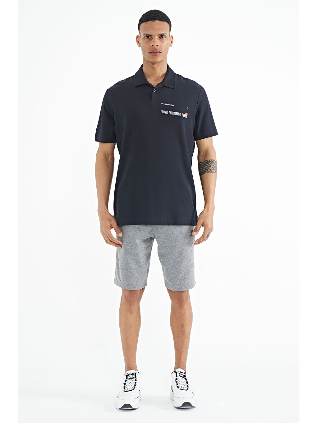 Lacivert Yazı Baskılı Standart Form Polo Yaka Erkek %100 Pamuk Tişört - 88236-1