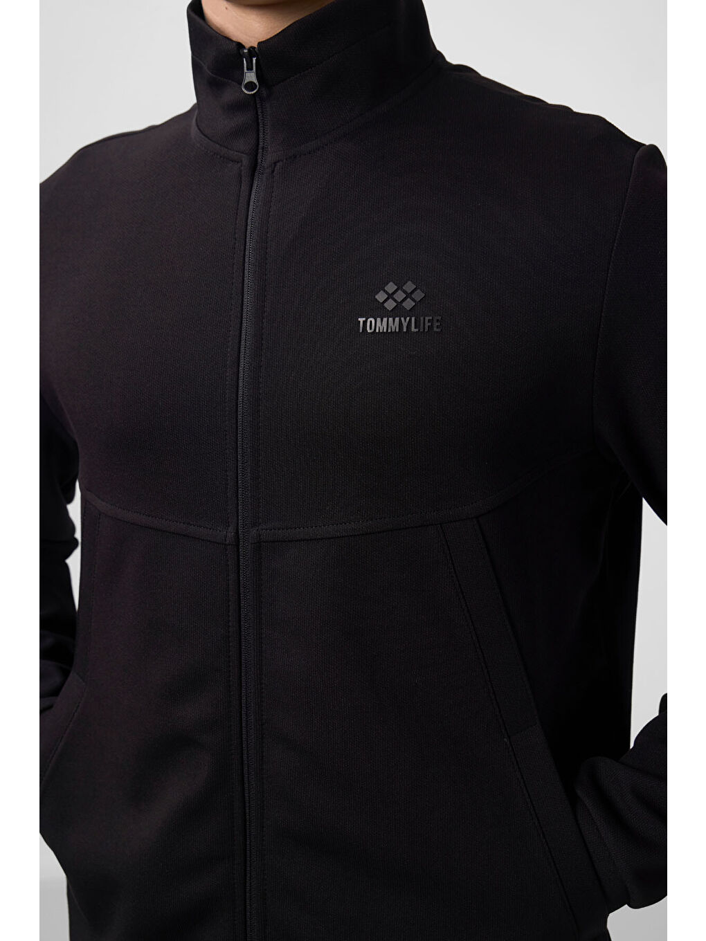 Siyah Yüzeyi Dokulu Rahat Form Erkek Eşofman Takım - 85273-3