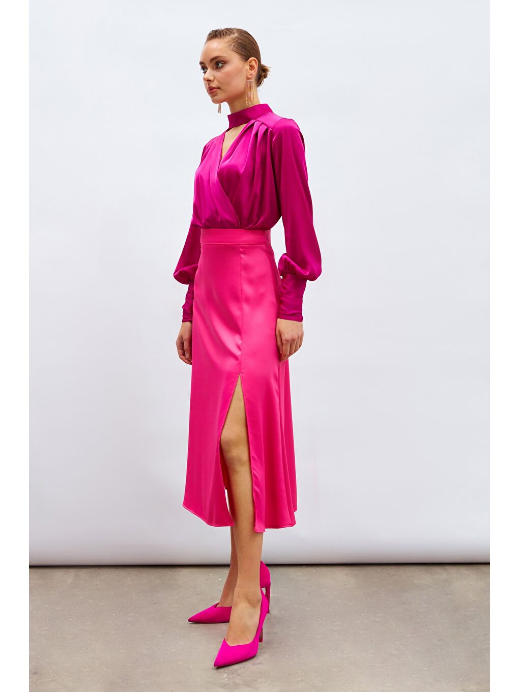 Yırtmaçlı Saten Etek - Fuşya-1