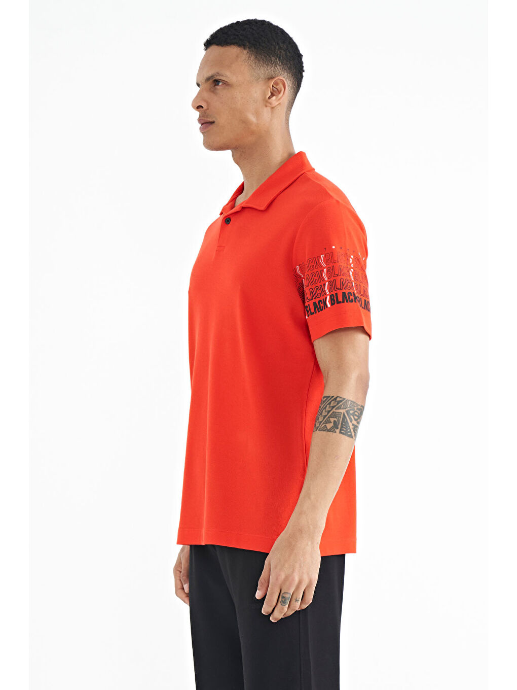 Kırmızı Fiesta Kol Baskı Detaylı Polo Yaka Standart Form Erkek %100 Pamuk Tişört - 88240-4