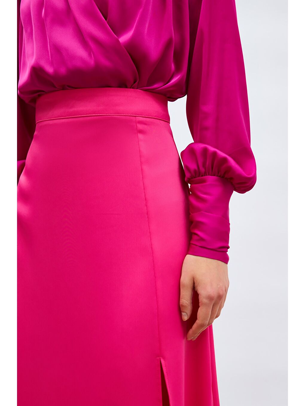 Yırtmaçlı Saten Etek - Fuşya-5