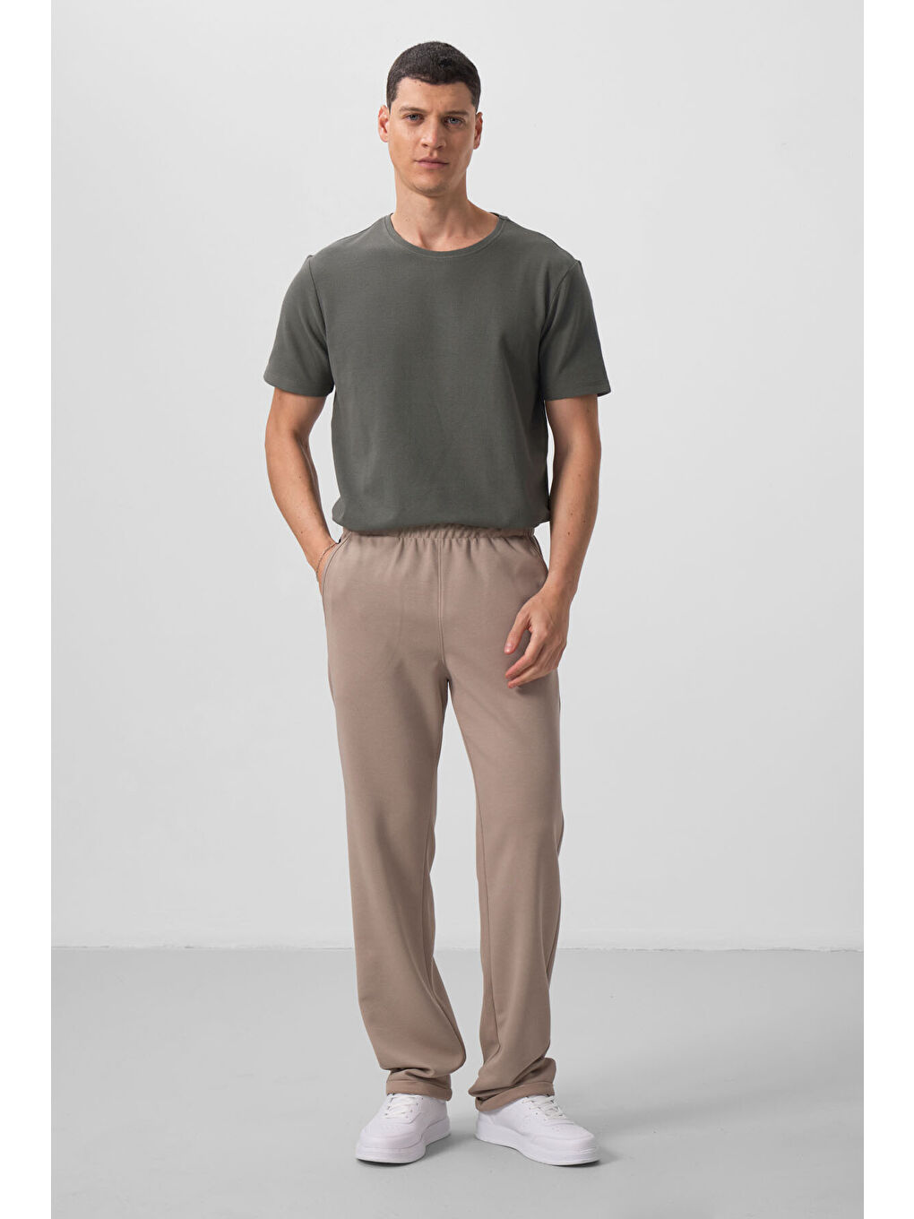 Koyu Bej Yüzeyi Dokulu Rahat Form Palazzo  Erkek Pantolon - 82164