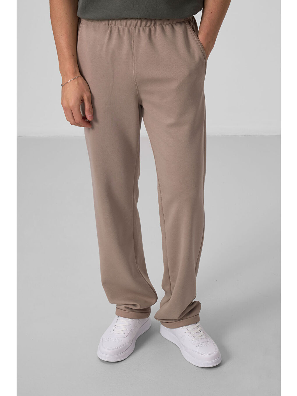 Koyu Bej Yüzeyi Dokulu Rahat Form Palazzo  Erkek Pantolon - 82164-1