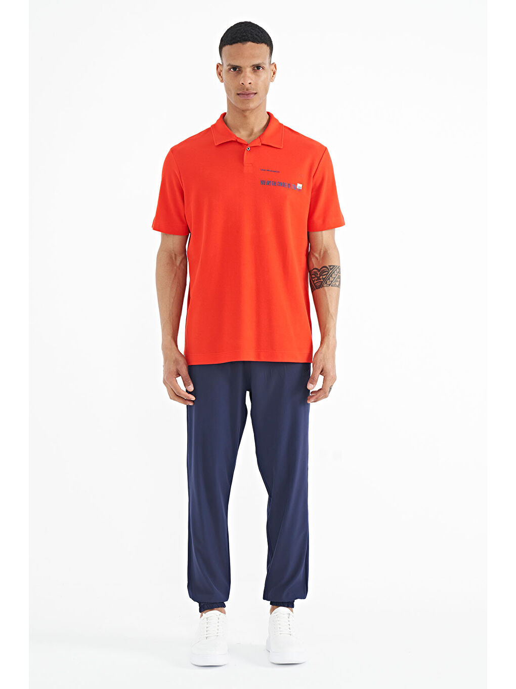 Kırmızı Fiesta Yazı Baskılı Standart Form Polo Yaka Erkek %100 Pamuk Tişört - 88236-1