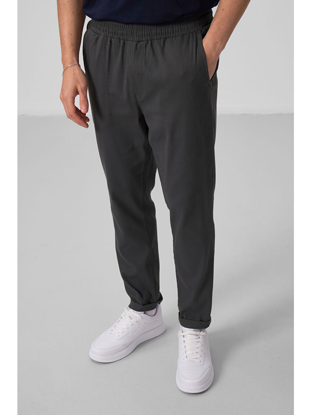 Antrasit Standart Fit Dokuma Hafif Esnek Chino Pantolon - 82175-1