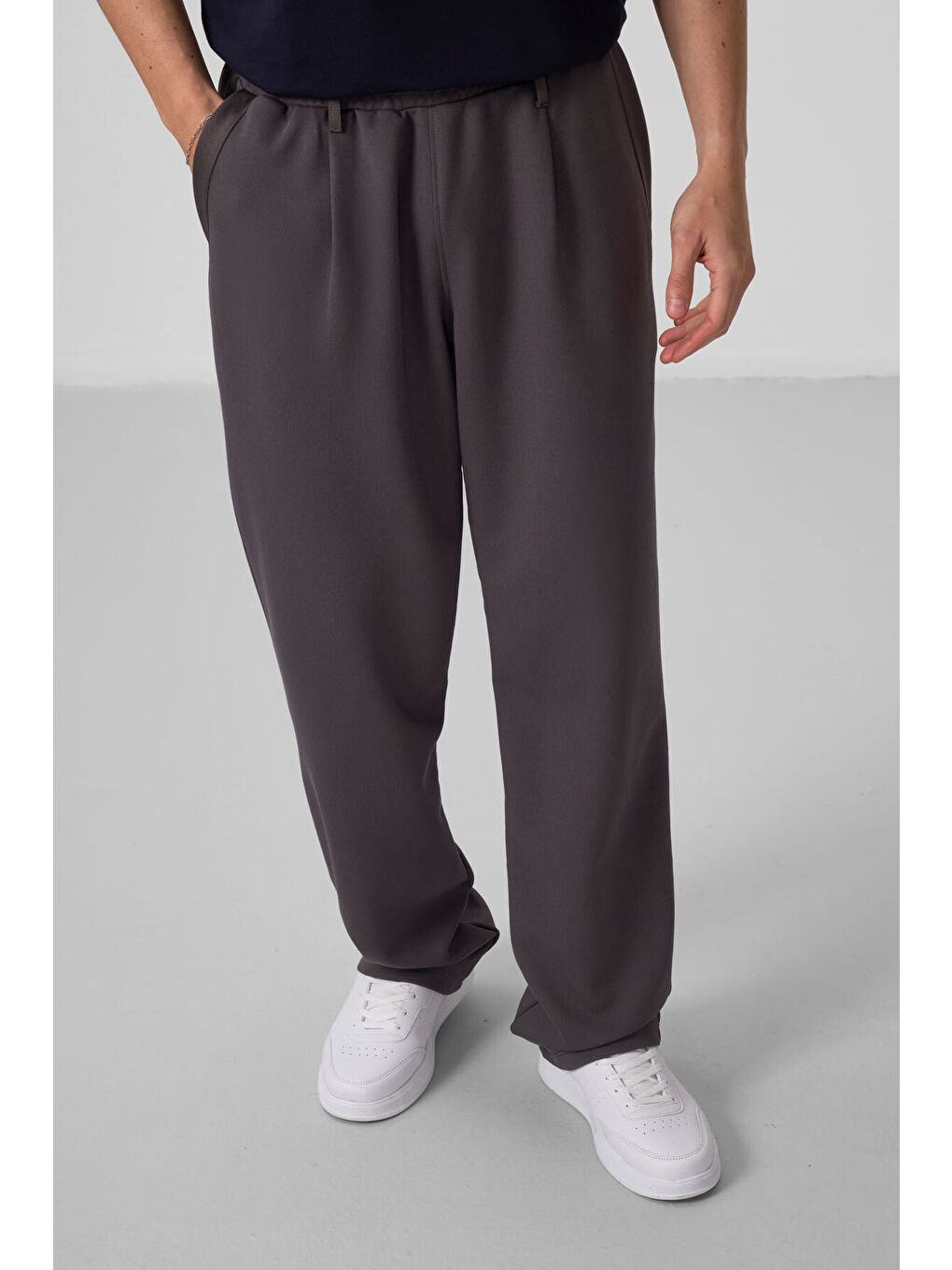 Koyu Gri Yüzeyi Dokulu Rahat Form Palazzo  Erkek Pantolon - 82163-4