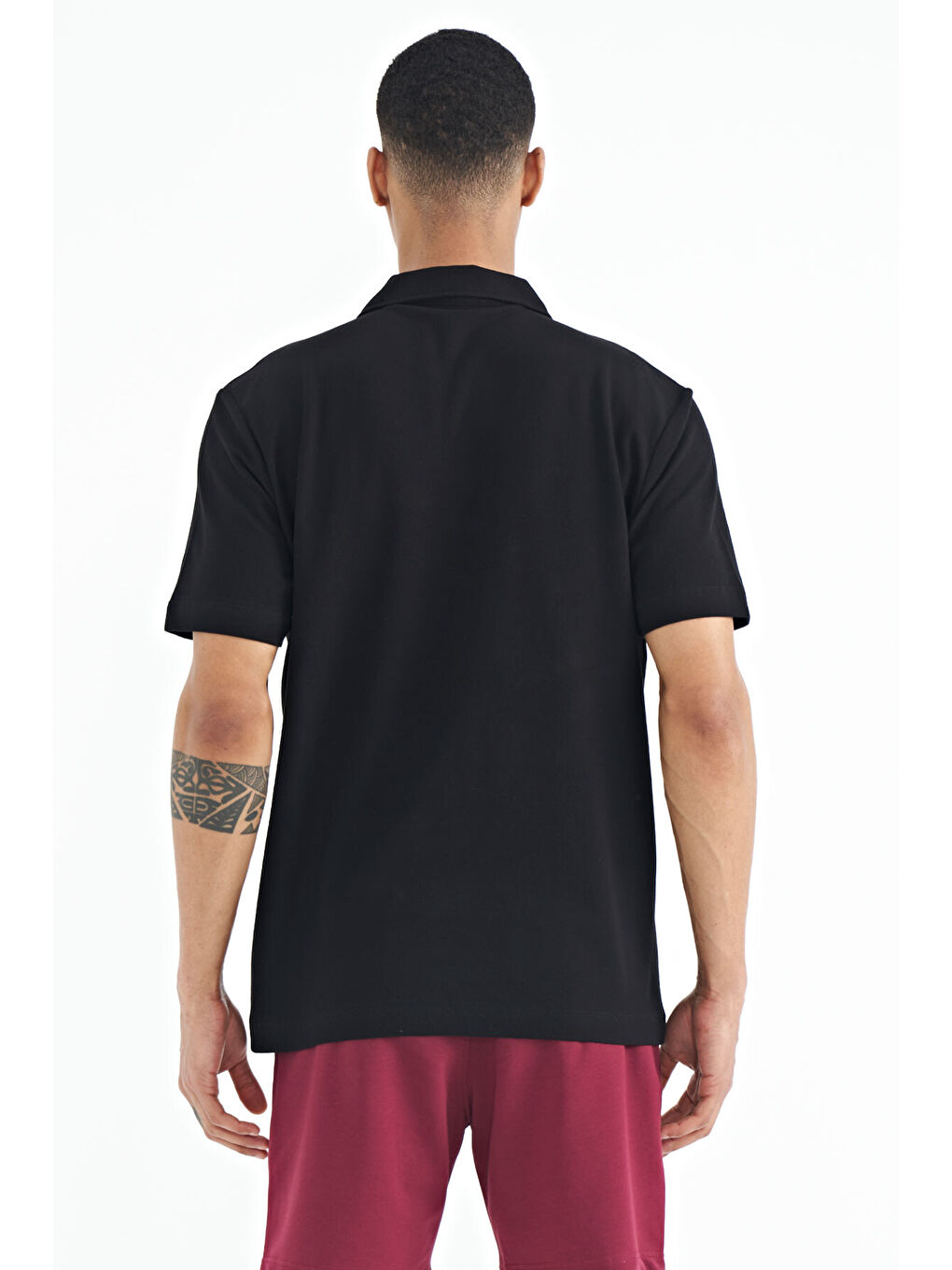 Siyah Yazı Baskılı Standart Form Polo Yaka Erkek %100 Pamuk Tişört - 88236-4