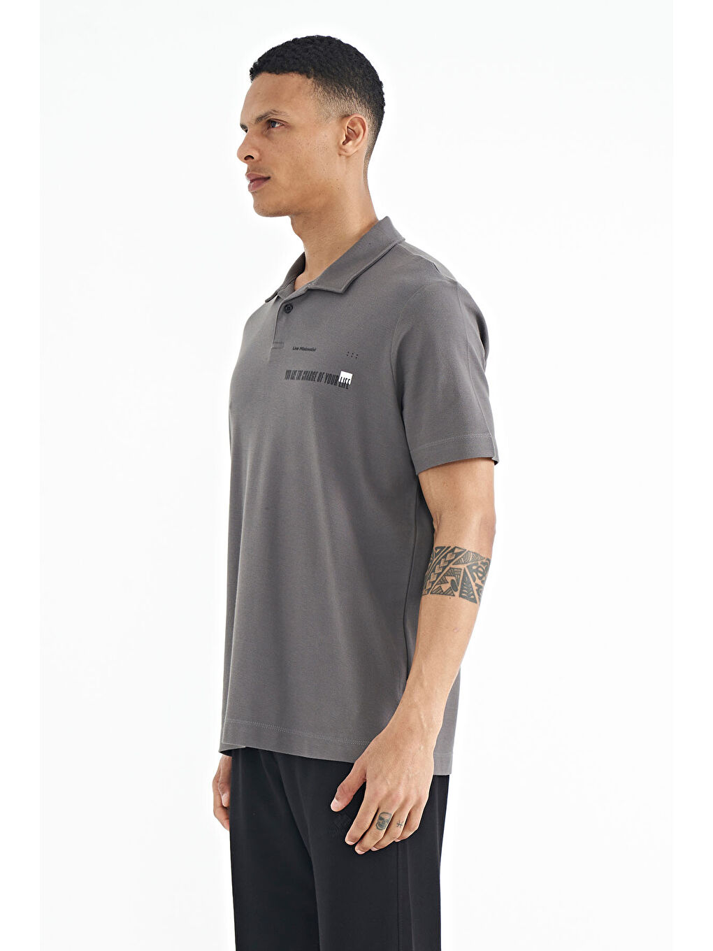 Koyu Gri Yazı Baskılı Standart Form Polo Yaka Erkek %100 Pamuk Tişört - 88236-3