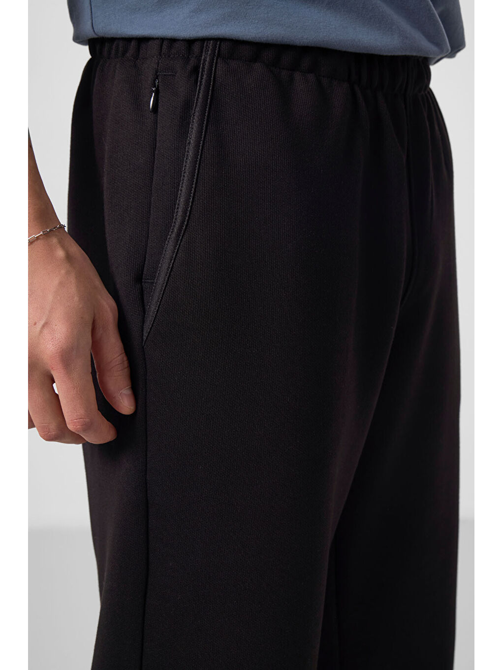 Siyah Yüzeyi Dokulu Rahat Form Palazzo  Erkek Pantolon - 82164-2