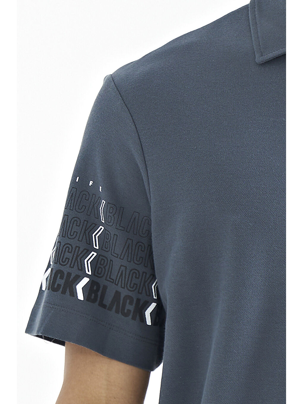 Orman Yeşili Kol Baskı Detaylı Polo Yaka Standart Form Erkek %100 Pamuk Tişört - 88240-2