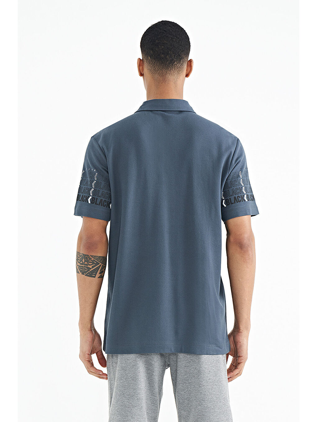 Orman Yeşili Kol Baskı Detaylı Polo Yaka Standart Form Erkek %100 Pamuk Tişört - 88240-4