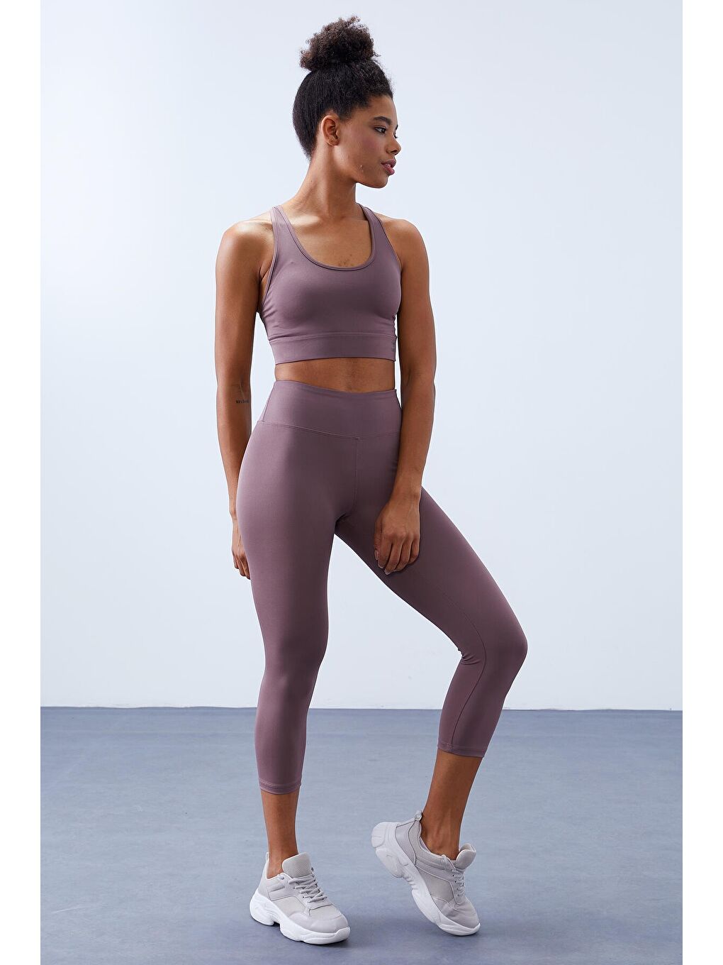 Pembe Gül Kurusu Yüksek Bel Toparlayıcı Çapraz Sırt Detaylı Slim Fit Kadın Tayt Takım - 95283