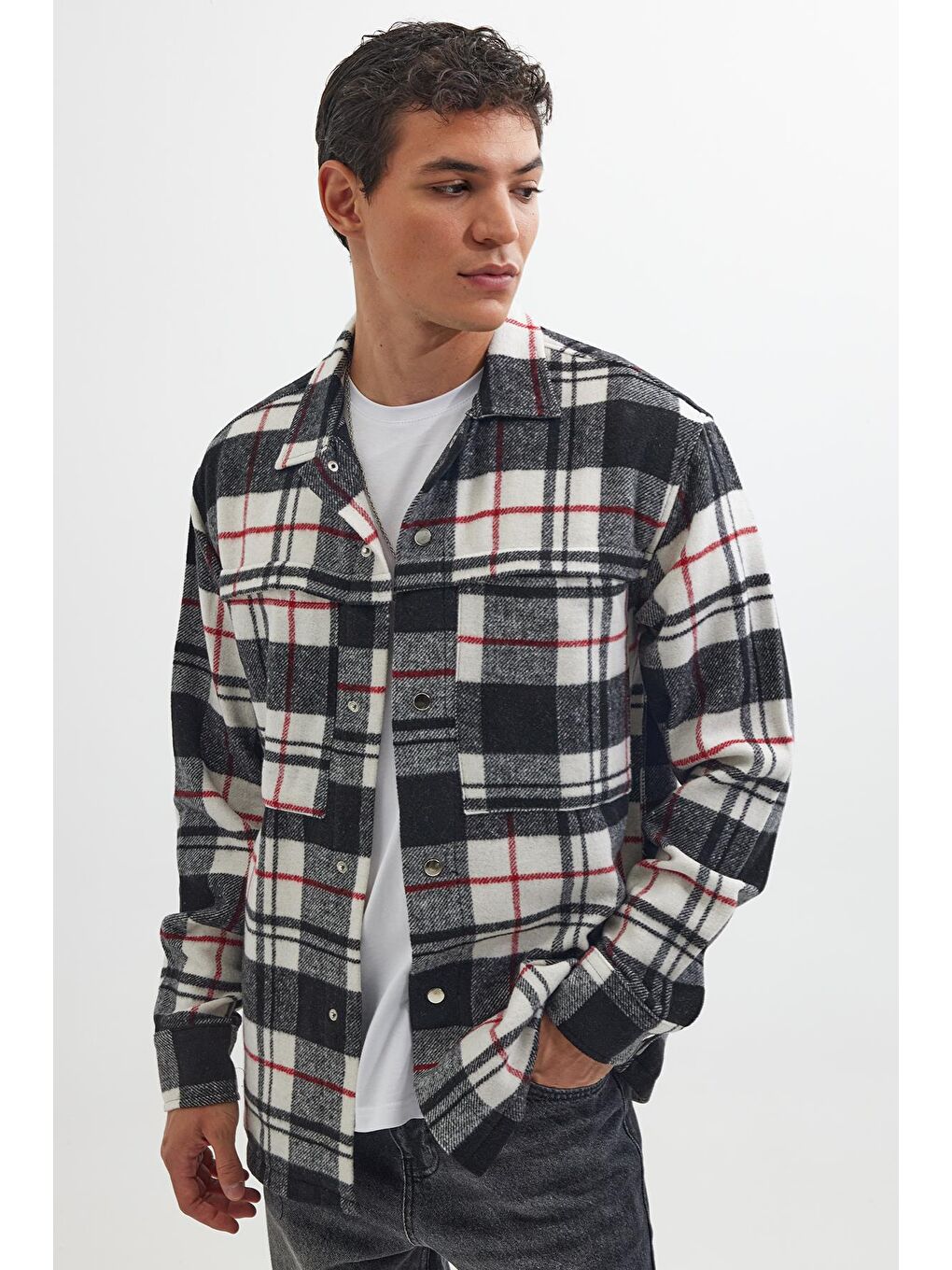 Karışık Erkek Relax Fit Rahat Kesim Uzun Kollu Çift Cepli Kareli Kışlık Oduncu Apaş Yaka Gömlek-3