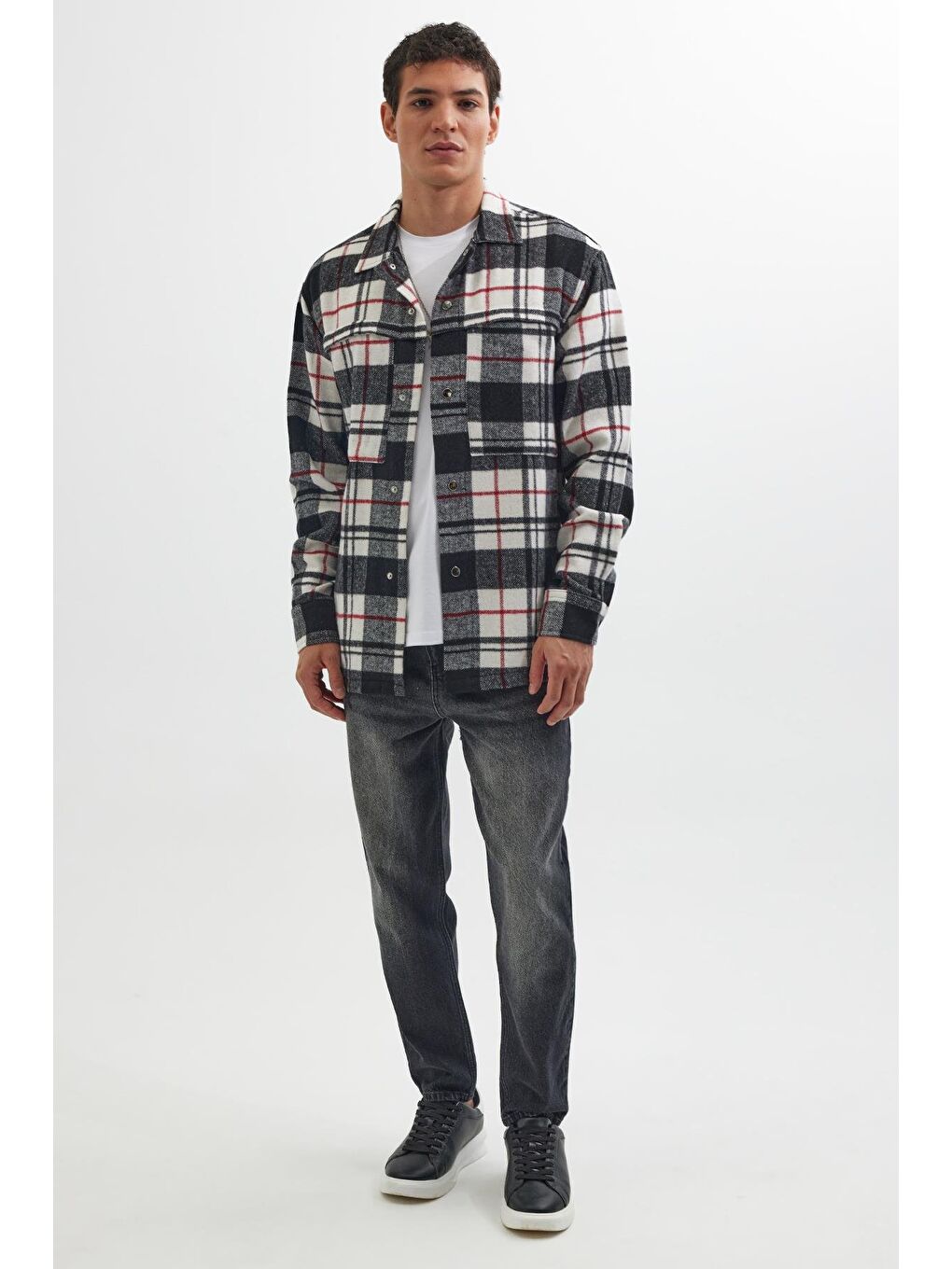 Karışık Erkek Relax Fit Rahat Kesim Uzun Kollu Çift Cepli Kareli Kışlık Oduncu Apaş Yaka Gömlek-4