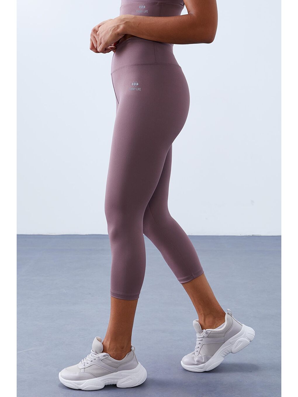 Pembe Gül Kurusu Yüksek Bel Toparlayıcı Çapraz Sırt Detaylı Slim Fit Kadın Tayt Takım - 95283-3