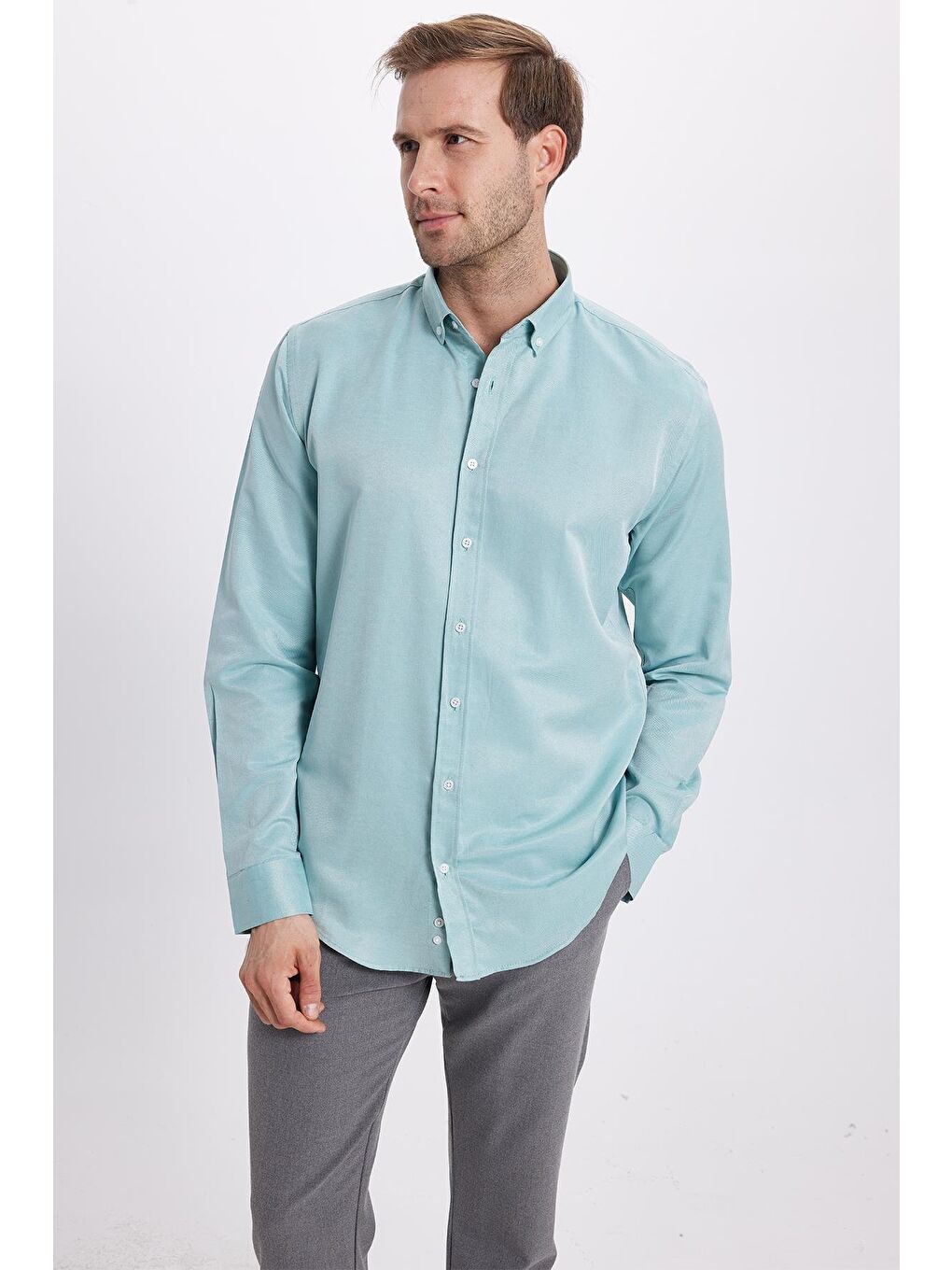 Erkek Slim Fit Dar Kesim Pamuklu Kolay Ütü Yeşil Düğmeli Yaka Gömlek