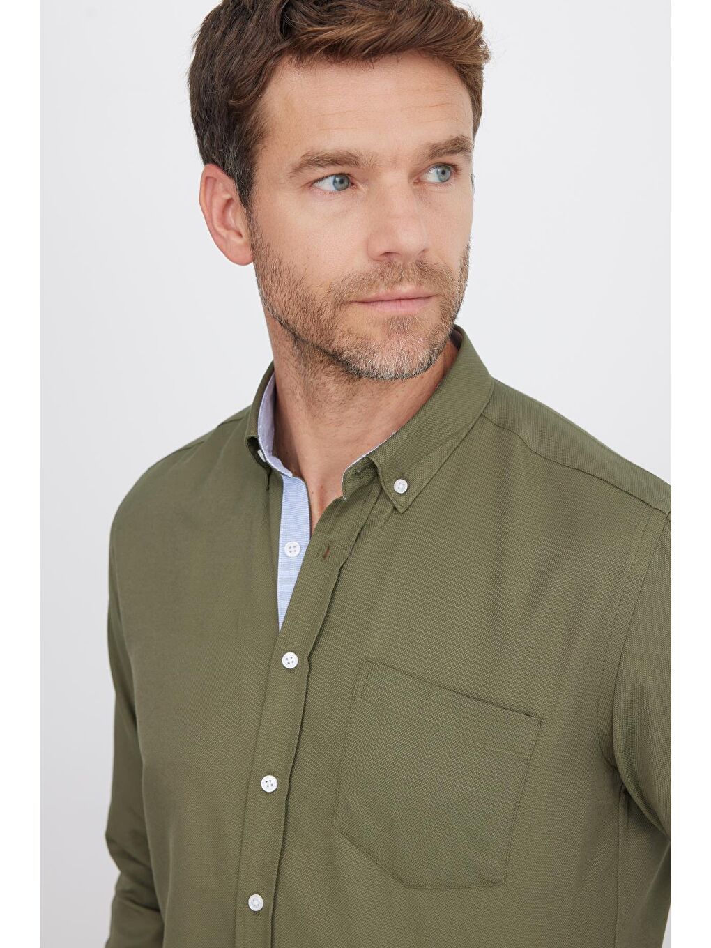Erkek Regular Fit Klasik Kesim Düğmeli Yaka Pamuklu Kolay Ütü Oxford Düz Haki Gömlek-1