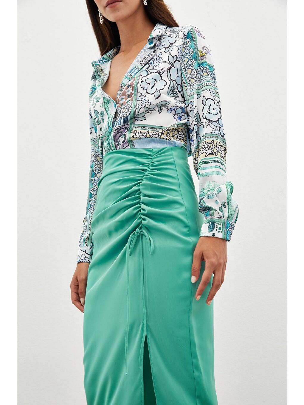 Yeşil Büzgü Detaylı Saten Etek - Mint-3