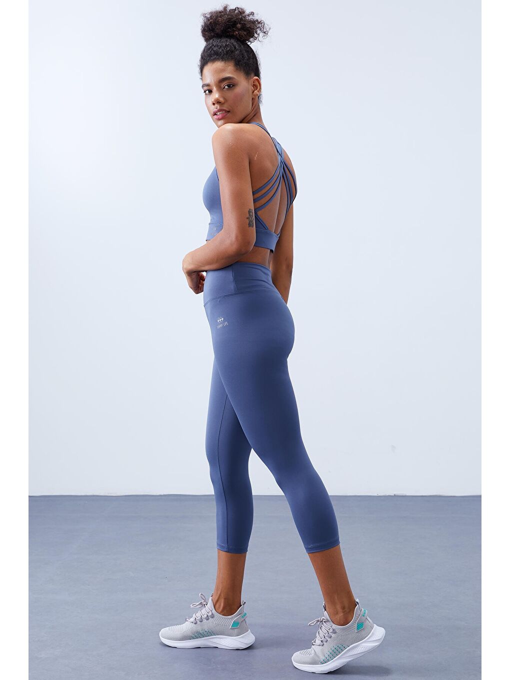 Petrol Yüksek Bel Toparlayıcı Çapraz Sırt Detaylı Slim Fit Kadın Tayt Takım - 95283-4