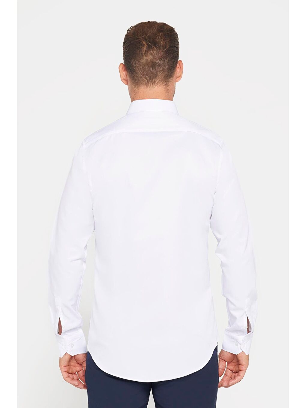 Erkek Slim Fit Dar Kesim Uzun Kollu Pamuklu Düz Beyaz Spor Yaka Gömlek-4