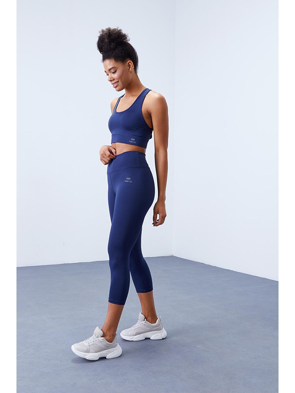 İndigo Yüksek Bel Toparlayıcı Çapraz Sırt Detaylı Slim Fit Kadın Tayt Takım - 95283-4