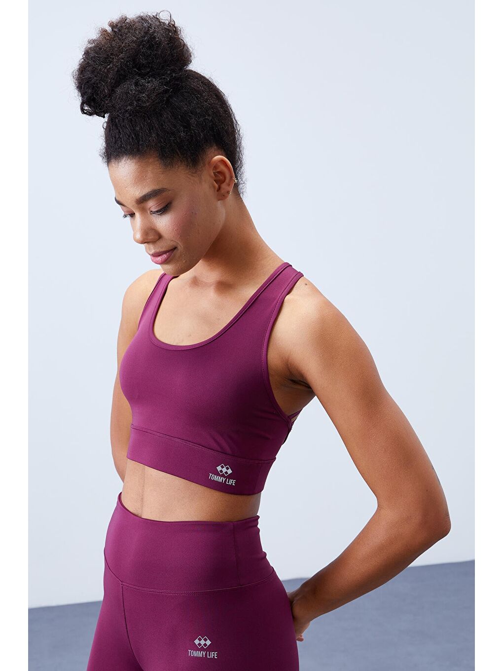 Bordo Yüksek Bel Toparlayıcı Çapraz Sırt Detaylı Slim Fit Kadın Tayt Takım - 95283-1