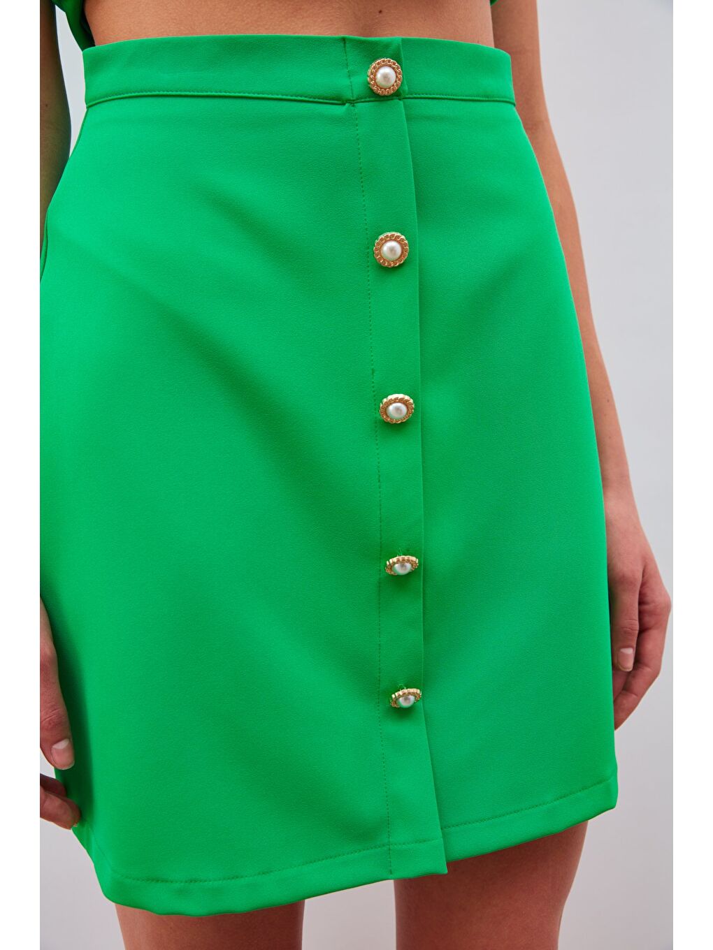 Düğme Detaylı Mini Etek - Yeşil-5