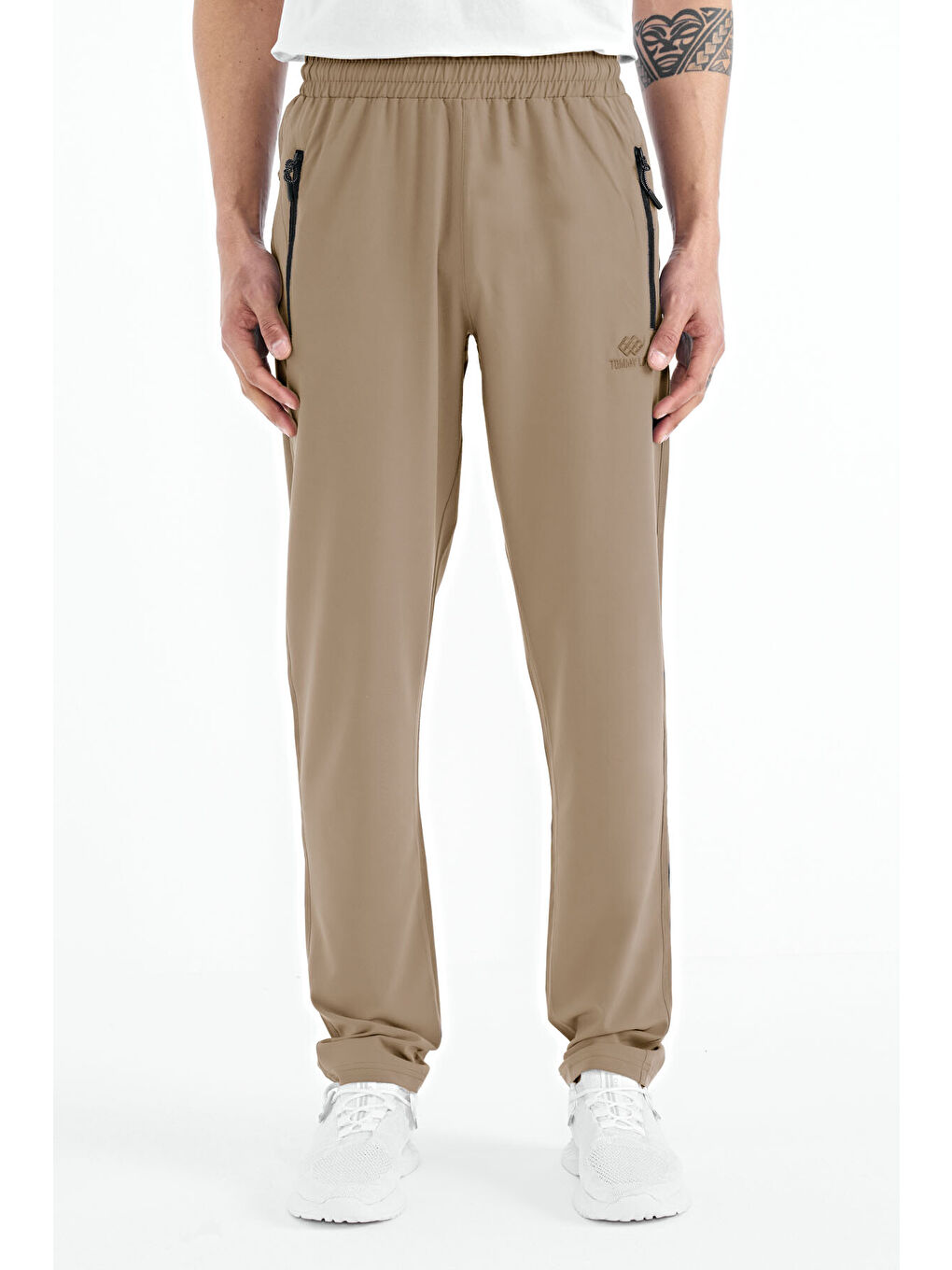 Bej Erkek Fermuarlı Üç Cepli Standart Kalıp Klasik Paça Eşofman Alt - 84768-1