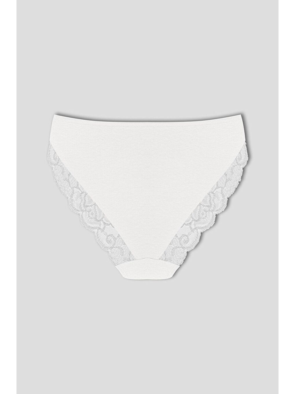 Ekru Önü ve Paçası Dantel Detaylı Büyük Beden Kadın Külot-1