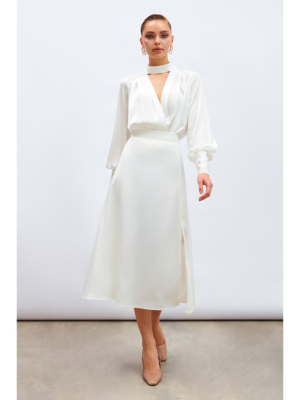 Yırtmaçlı Saten Etek - Ekru