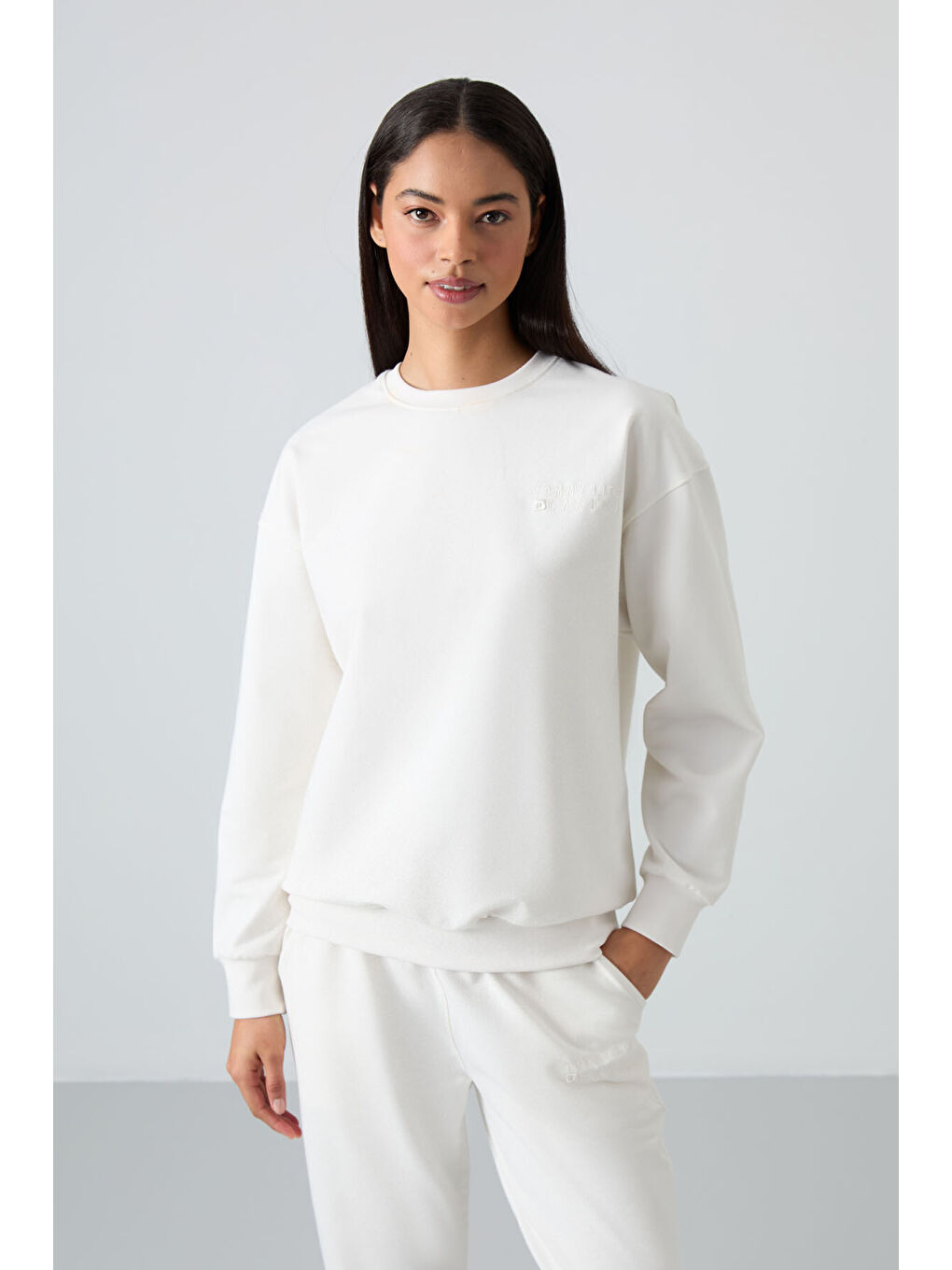 Ekru Bisiklet Yaka Oversize Lastik Paça Kadın Eşofman Takımı - 95287-1