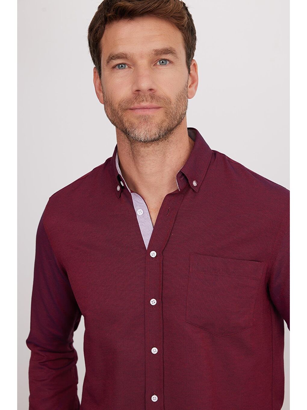 Bordo Erkek Regular Fit Klasik Kesim Düğmeli Yaka Pamuklu Kolay Ütü Oxford Düz Gömlek-1