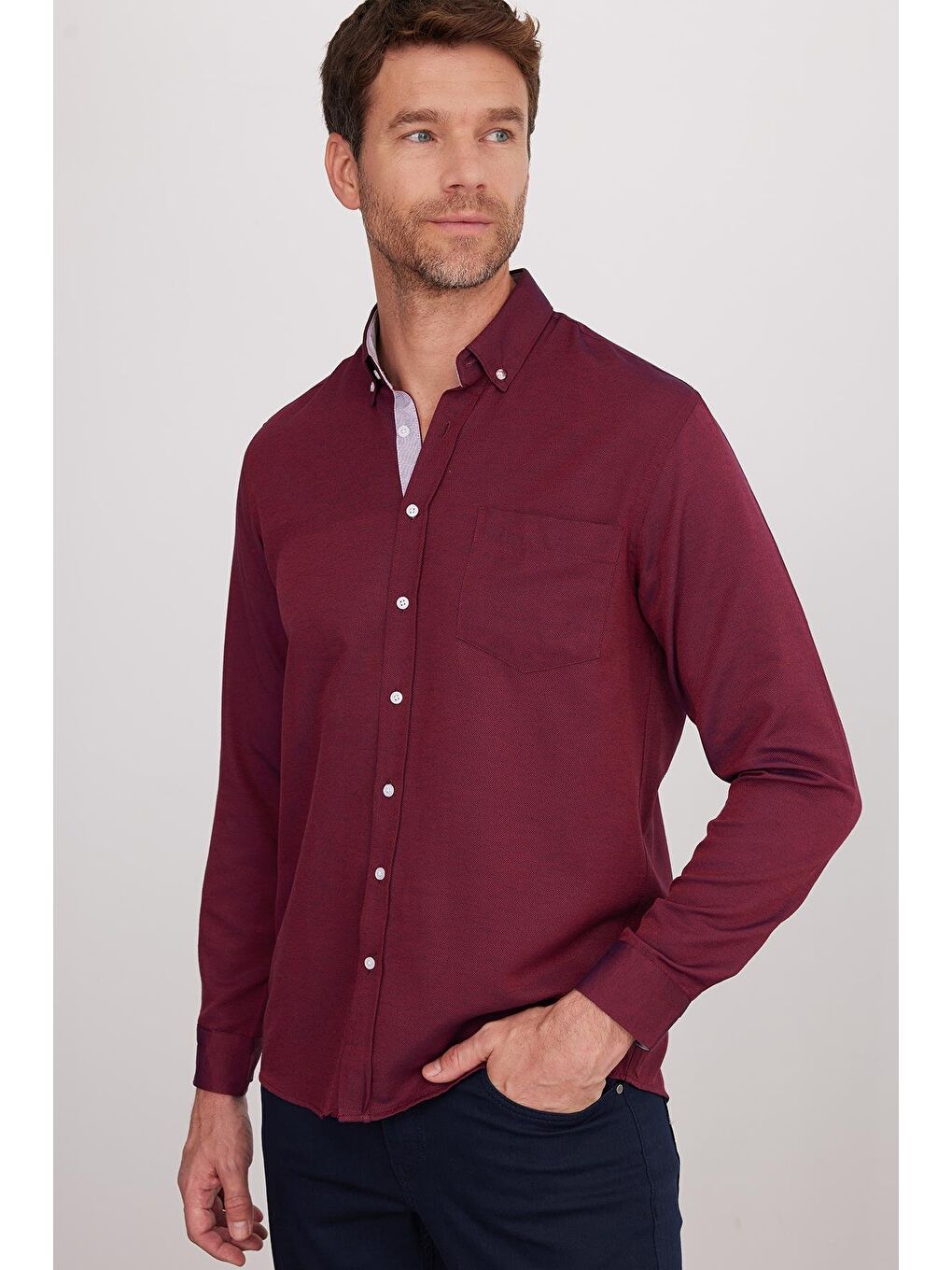 Bordo Erkek Regular Fit Klasik Kesim Düğmeli Yaka Pamuklu Kolay Ütü Oxford Düz Gömlek-5