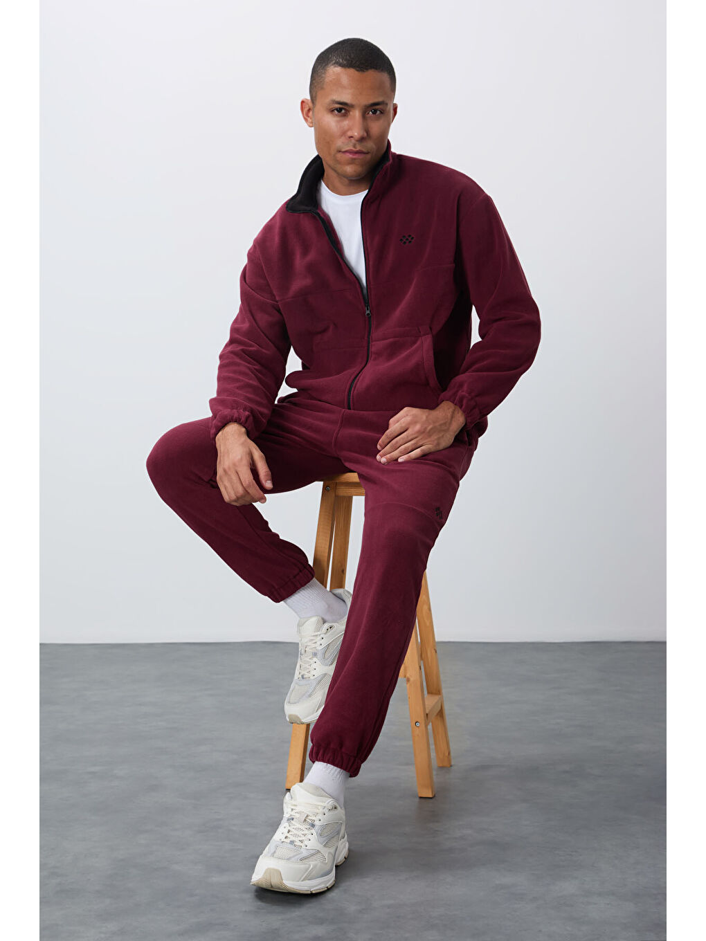 Mor Erguvan Kalın Yumuşak Dokulu Comfort Fit Nakışlı Erkek Eşofman Takım - 85269